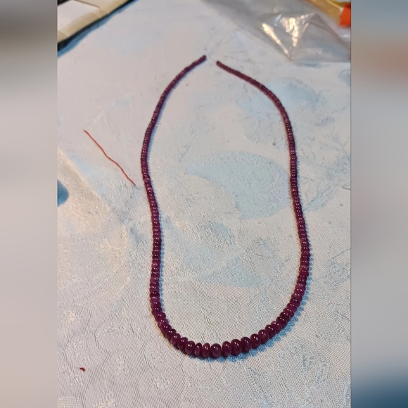 Back Up Host for the Anything Poshable Wed Train - Picture 6 of 6